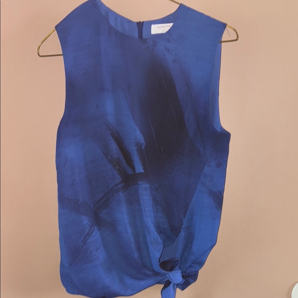 Babaton Sleeveless Blouse